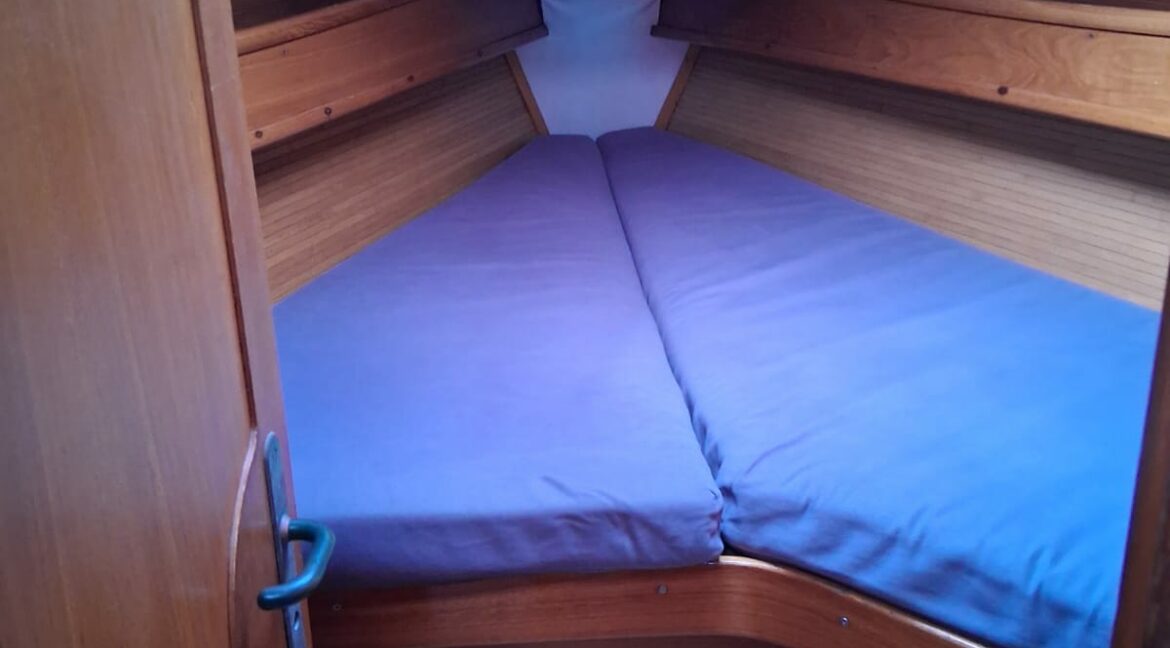 jeanneau voyage A VENDRE cabine avant