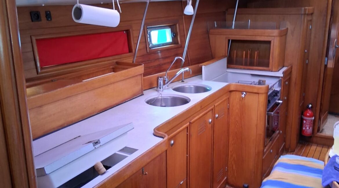 jeanneau voyage A VENDRE cusine