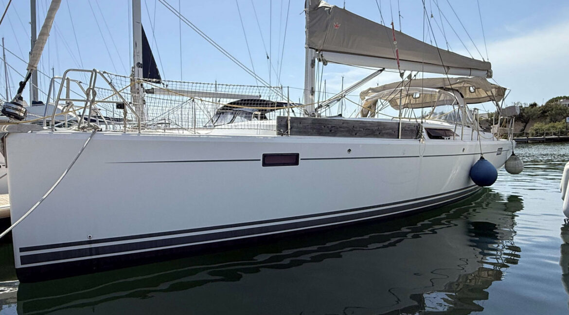 Hanse-385-voilier-bateaux-services-1