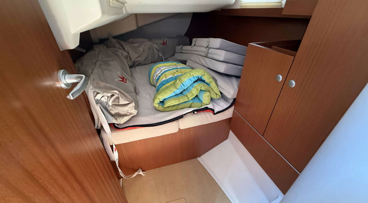 Hanse-385-voilier-bateaux-services-11