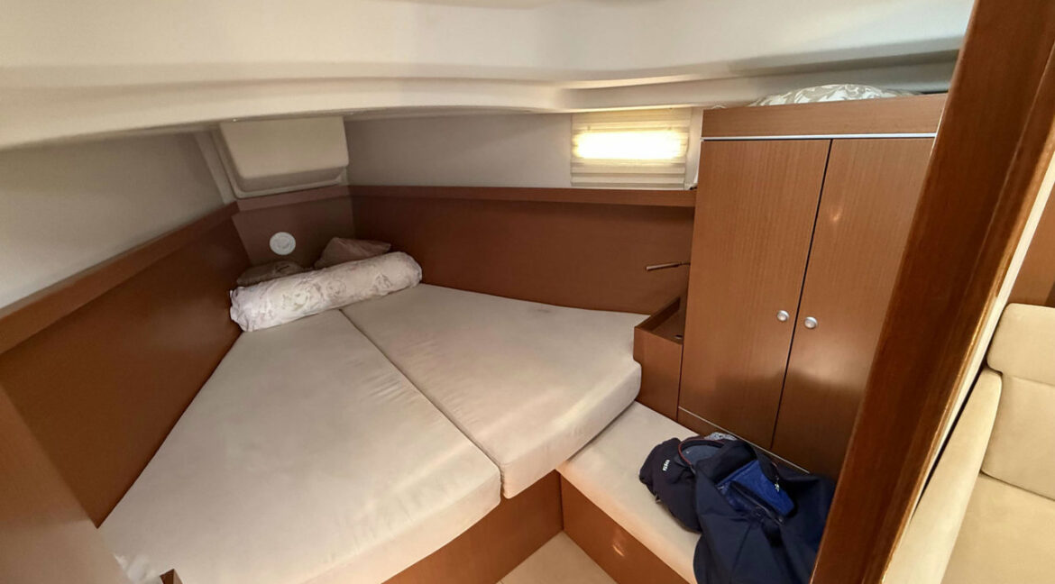 Hanse-385-voilier-bateaux-services-20