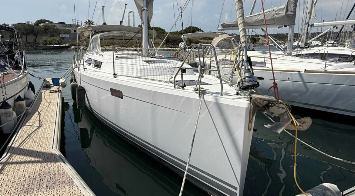 Hanse-385-voilier-bateaux-services-3