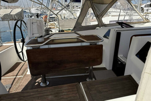 Hanse-385-voilier-bateaux-services-8