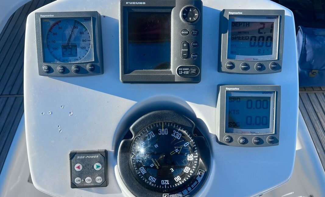 JEANNEAU SUN ODYSEEY 35 FOTO 2