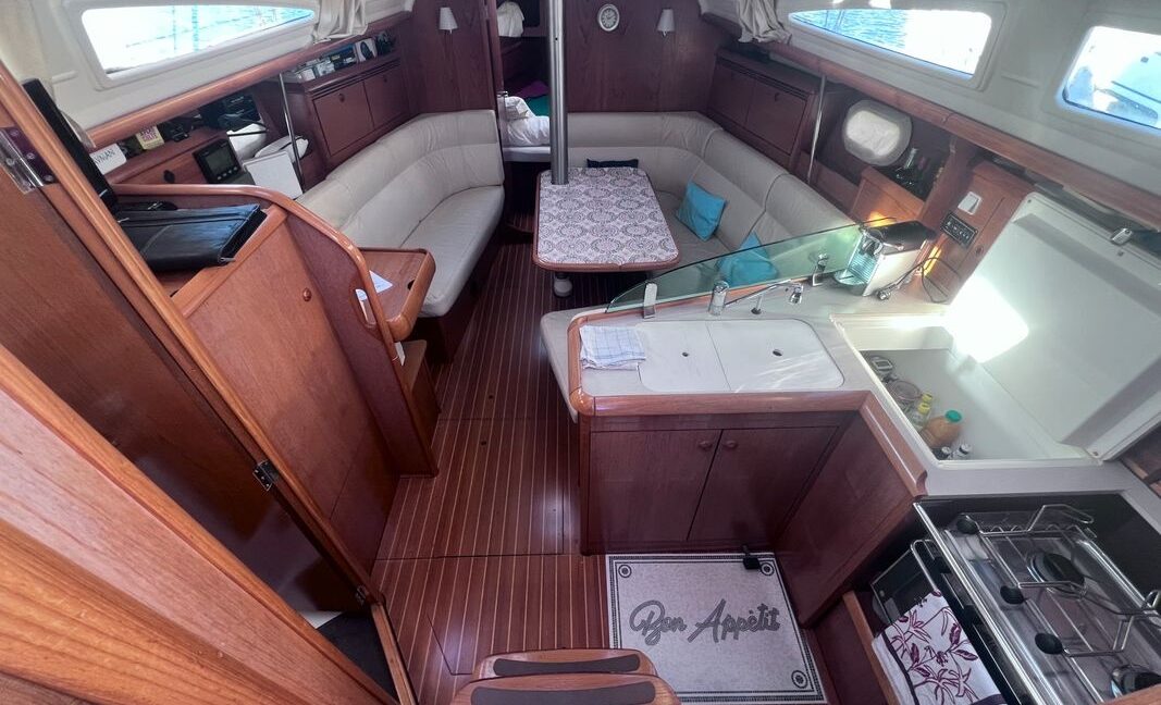 JEANNEAU SUN ODYSEEY 35 FOTO 3