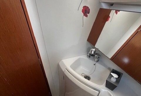 beneteau-oceanis-31-à-vendre-bateaux-services-1