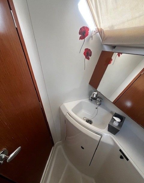 beneteau-oceanis-31-à-vendre-bateaux-services-1