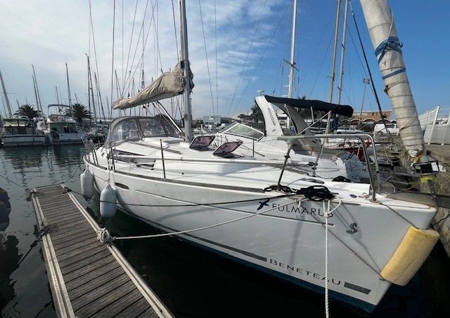beneteau-oceanis-31-à-vendre-bateaux-services-2