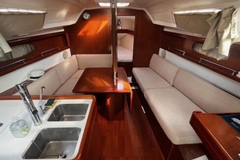 beneteau-oceanis-31-à-vendre-bateaux-services-4